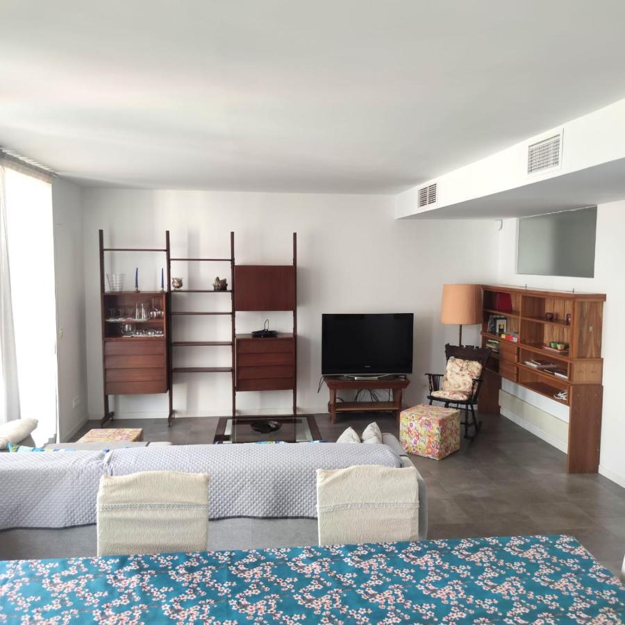 Apartment Close To The Beach With Free Parking Бадалона Экстерьер фото